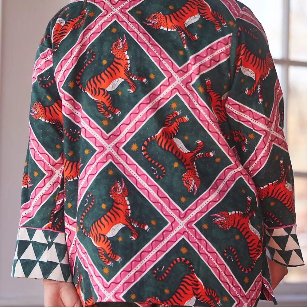 ANTHROPOLOGIE Corinne Lent Tigress Flannel Pajama Top Lounge Button Front M NWT - Picture 5 of 9